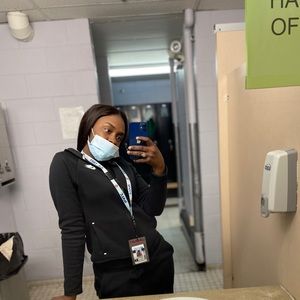 Meet your Posher, Andrea